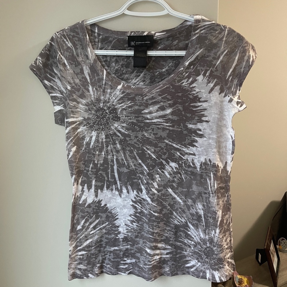 💜3 for $15💜 INC Gray Tie-Dye Women's Top with Rhinestones Small